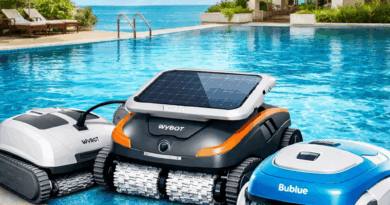 robot limpiafondos piscina en acción limpieza automática fondo piscina 2026